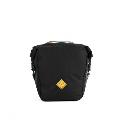 BISAGA BLACK 13L RESTRAP