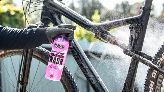 WATERLESS WASH HIGH PERFORMANCE CLEANER 750ml MUC-OFF