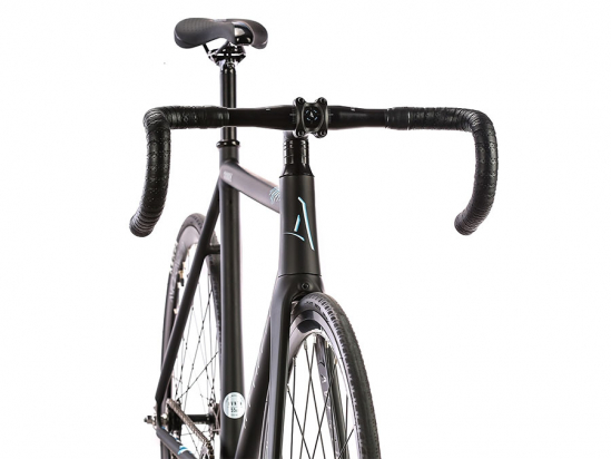 BICYCLE CORDOBA BLACK AVENTON - Size 52