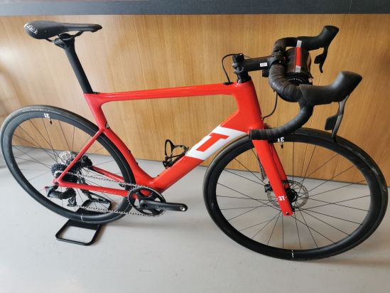 BICYCLE STRADA TEAM FORCE E TAP RED 3T - Size L