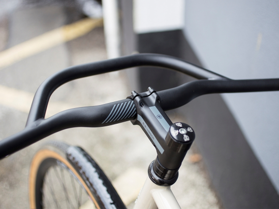 HOBO LOOP HANDLEBAR BLACK BLB