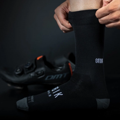 ČARAPE UNISEX IRO 2.0 BLACK LOGO GOBIK