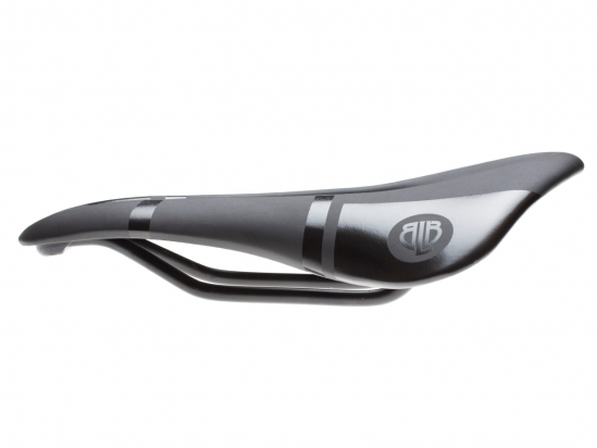 SJEDALO SHORTFIT CRNO BLB x SELLE SAN MARCO