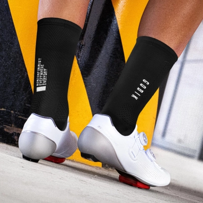 SOCKS LIGHTWEIGHT UNISEX BLACK LEAD GOBIK