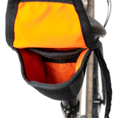 SADDLE BAG TOOL POUCH BLACK RESTRAP