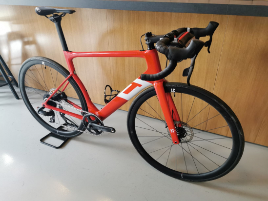 BICYCLE STRADA TEAM FORCE E TAP RED 3T - Size L