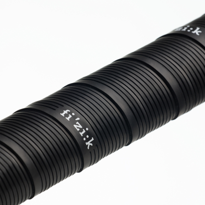 TRAKA ZA VOLAN VENTO MICROTEX 2MM TACKY BLACK FIZIK