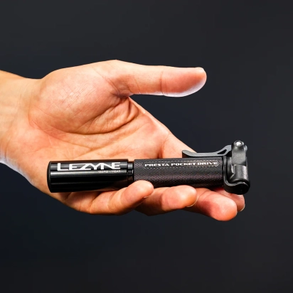HAND PUMP PRESTA POCKET DRIVE BLACK GOLD LEZYNE
