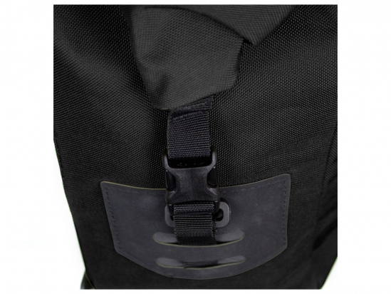 BISAGA BLACK 22L RESTRAP